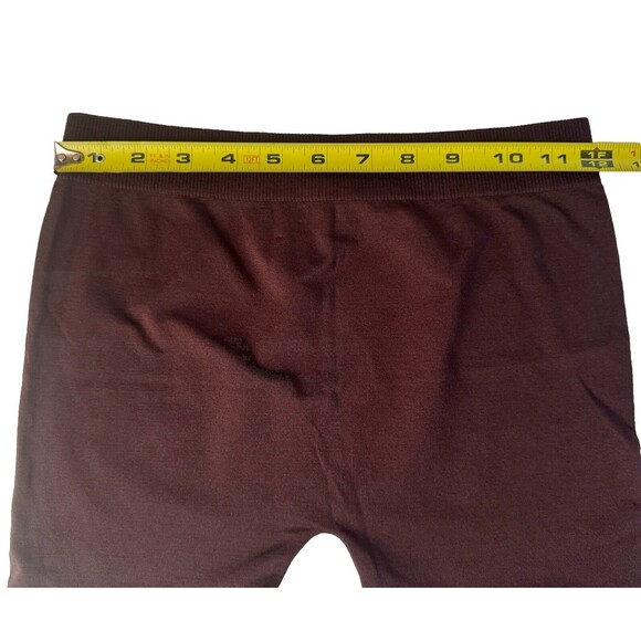 MOPAS Women's Ribbed Waistband Seamless One Size 9” Rise Hot Short Leggings - Picture 4 of 6